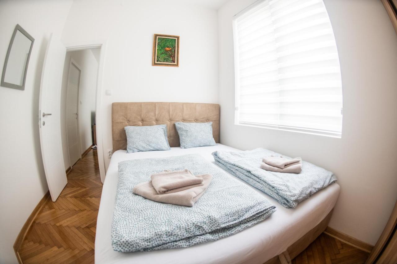 Apartman Tea 3 Belgrado Buitenkant foto